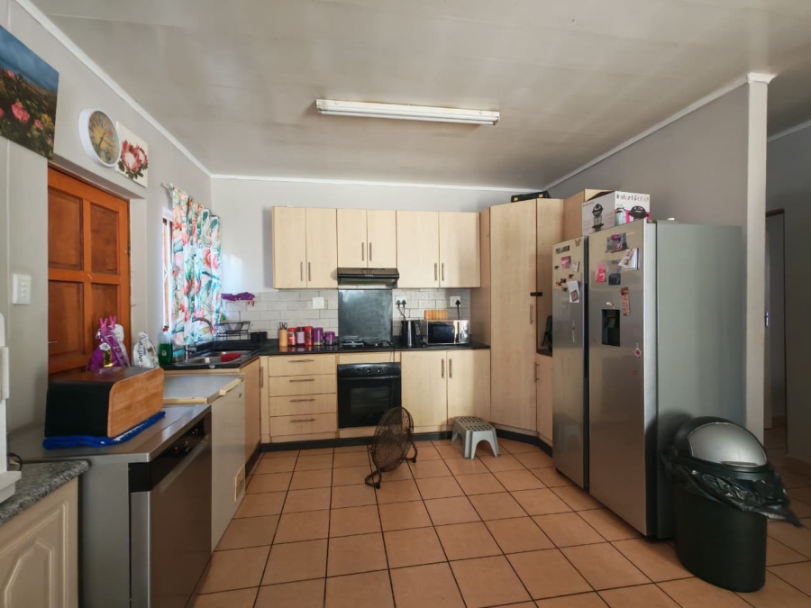 3 Bedroom Property for Sale in Waterval East North West